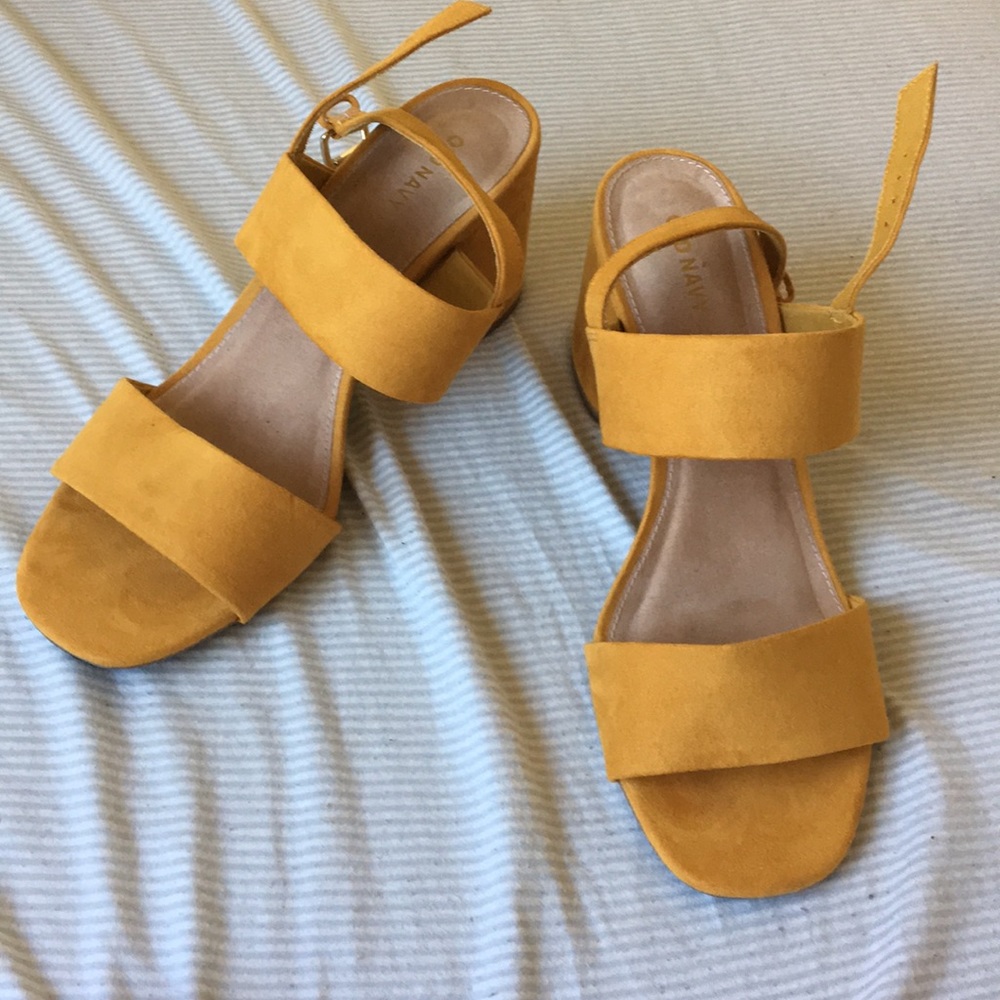 Yellow Old Navy heels